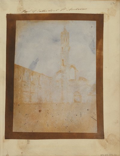 La fachada oeste y el pasillo sur de la Catedral de St. Andrews desde el noreste de Unbekannt Unbekannt